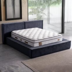 Loft Karyola